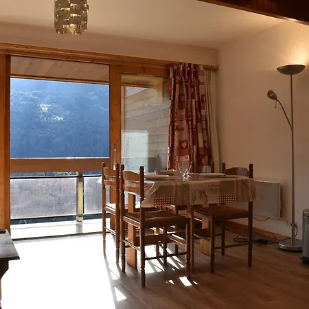 Meribel: Cosy 2 Pieces, 4 Pers, Proche Telesiege Et Commerces - Fr-1-180-551 *