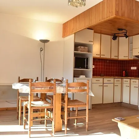 Apartment Meribel: Cosy 2 Pieces, 4 Pers, Proche Telesiege Et Commerces - Fr-1-180-551
